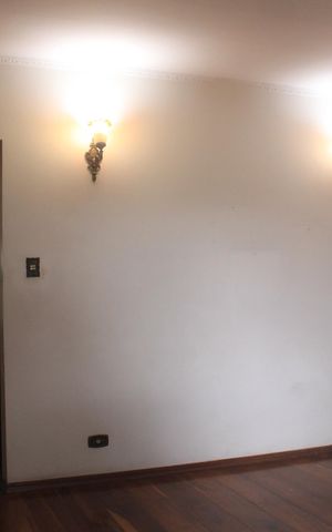 Casa à venda com 354m², 3 quartos e 3 vagasSuíte 2