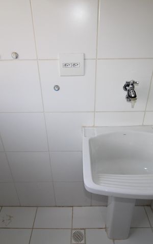 Apartamento para alugar com 57m², 2 quartos e 1 vagaÁrea de Serviço