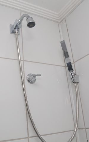 Apartamento à venda com 50m², 2 quartos e 1 vaga Apartamento à venda com 50m², 2 quartos e 1 vagaBanheiro