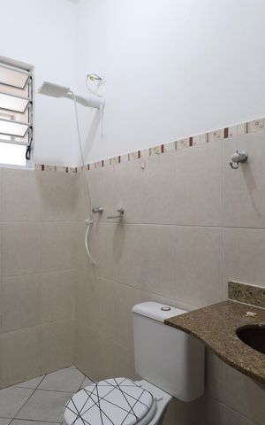 Apartamento à venda com 65m², 2 quartos e sem vagaBanheiro 