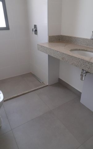 Apartamento para alugar com 115m², 3 quartos e 2 vagasBanheiro do Quarto 3