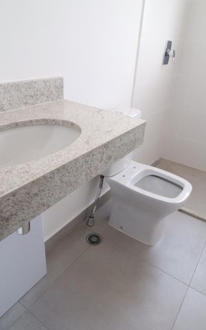 Apartamento para alugar com 115m², 3 quartos e 2 vagasBanheiro do Quarto 1