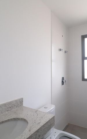 Apartamento para alugar com 115m², 3 quartos e 2 vagasBanheiro do Quarto 1