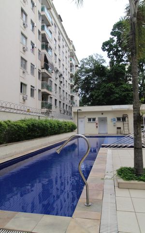 Apartamento para alugar com 74m², 2 quartos e 1 vagaÁrea comum - Piscina