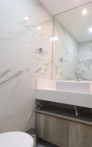 Apartamento para alugar com 74m², 2 quartos e 1 vagaBanheiro da suíte