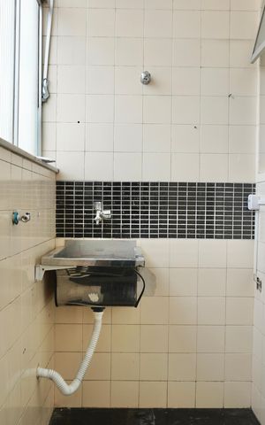 Apartamento para alugar com 58m², 2 quartos e sem vaga Apartamento para alugar com 58m², 2 quartos e sem vagaCozinha e Área de Serviço