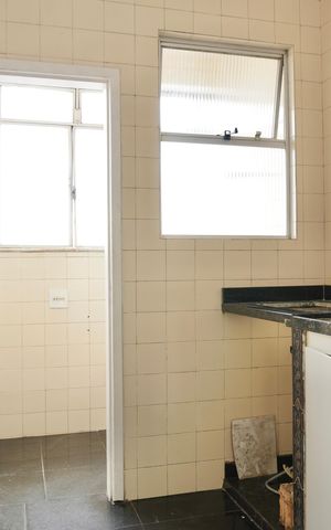 Apartamento para alugar com 58m², 2 quartos e sem vaga Apartamento para alugar com 58m², 2 quartos e sem vagaCozinha e Área de Serviço