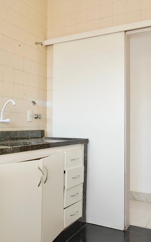 Apartamento para alugar com 58m², 2 quartos e sem vaga Apartamento para alugar com 58m², 2 quartos e sem vagaCozinha e Área de Serviço