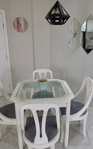 Apartamento para alugar com 100m², 2 quartos e 1 vaga Apartamento para alugar com 100m², 2 quartos e 1 vagaSala de Jantar