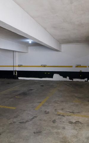 Apartamento para alugar com 100m², 2 quartos e 1 vaga Apartamento para alugar com 100m², 2 quartos e 1 vagaGaragem