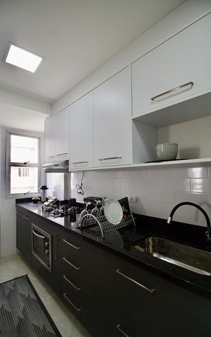 Apartamento para alugar com 100m², 2 quartos e 1 vaga Apartamento para alugar com 100m², 2 quartos e 1 vagaCozinha