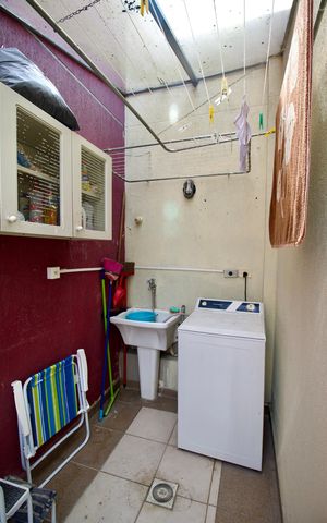 Apartamento para alugar com 100m², 2 quartos e 1 vaga Apartamento para alugar com 100m², 2 quartos e 1 vagaÁrea de Serviço