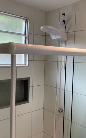 Casa para alugar com 150m², 3 quartos e 1 vaga Casa para alugar com 150m², 3 quartos e 1 vagaBanheiro