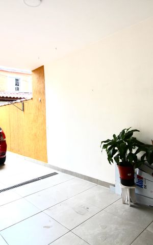 Casa à venda com 140m², 3 quartos e 3 vagasGaragem