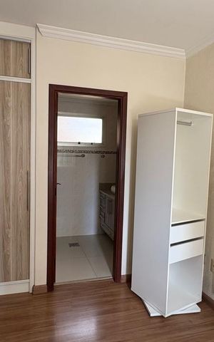 Apartamento à venda com 98m², 3 quartos e 3 vagas Apartamento à venda com 98m², 3 quartos e 3 vagasSuíte