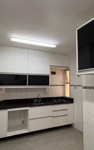 Apartamento à venda com 98m², 3 quartos e 3 vagas Apartamento à venda com 98m², 3 quartos e 3 vagasCozinha