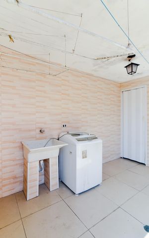 Casa para alugar com 175m², 3 quartos e 1 vagaÁrea de Serviço