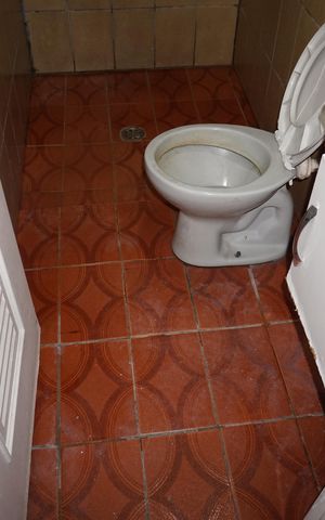 Casa para alugar com 50m², 1 quarto e sem vagaBanheiro