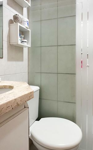 Casa de condomínio à venda com 107m², 2 quartos e 1 vaga Casa de condomínio à venda com 107m², 2 quartos e 1 vagaBanheiro Social