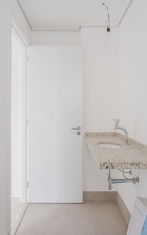 Apartamento à venda com 71m², 2 quartos e 1 vaga Apartamento à venda com 71m², 2 quartos e 1 vagaBanheiro da Suíte