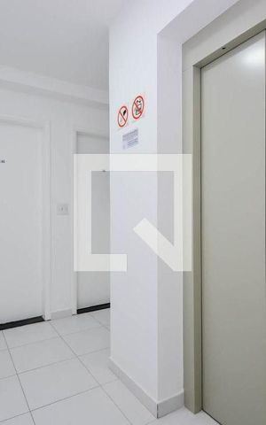 Apartamento para alugar com 42m², 2 quartos e 1 vagaHall social
