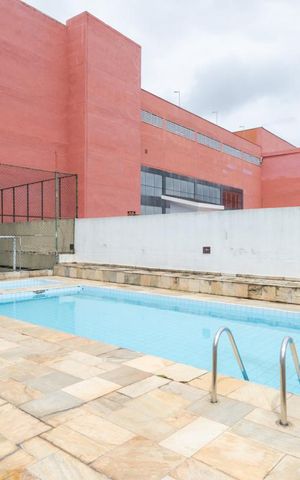 Apartamento à venda com 110m², 3 quartos e 1 vaga Apartamento à venda com 110m², 3 quartos e 1 vagaPiscina