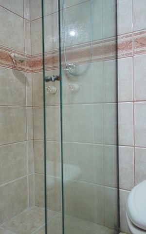 Casa à venda com 700m², 3 quartos e 3 vagasBanheiro da Suíte 3