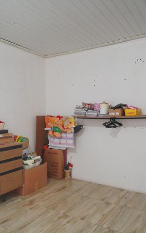 Casa para alugar com 98m², 2 quartos e 2 vagasQuarto