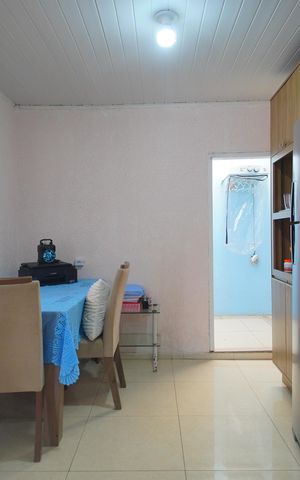 Casa para alugar com 98m², 2 quartos e 2 vagasCozinha