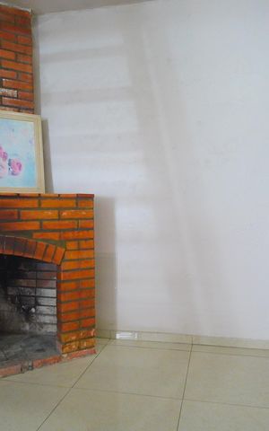 Casa para alugar com 98m², 2 quartos e 2 vagasSala