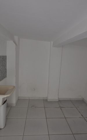 Casa para alugar com 45m², 2 quartos e sem vagaÁrea de Serviço