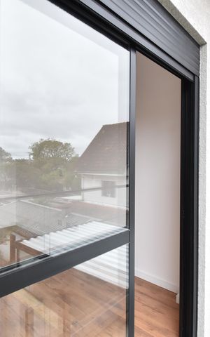 Casa à venda com 136m², 3 quartos e 2 vagasSacada Quarto 2