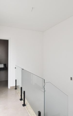 Casa à venda com 136m², 3 quartos e 2 vagasCorredor