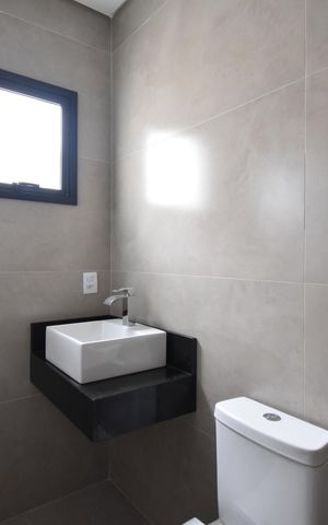 Casa à venda com 136m², 3 quartos e 2 vagasBanheiro 3