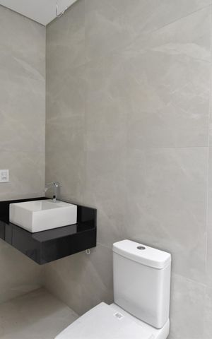 Casa à venda com 136m², 3 quartos e 2 vagasBanheiro 2