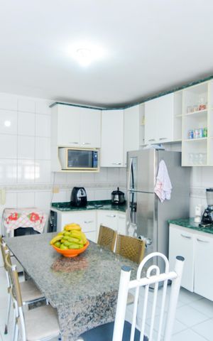 Casa para alugar com 160m², 3 quartos e 2 vagasCozinha