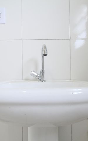 Casa para alugar com 50m², 1 quarto e 2 vagas