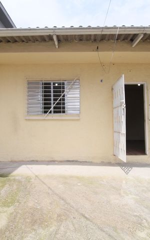 Casa para alugar com 50m², 1 quarto e 2 vagas