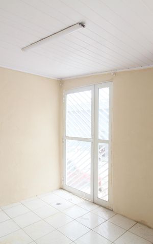 Casa para alugar com 50m², 1 quarto e 2 vagas