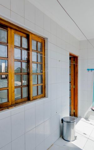 Casa para alugar com 74m², 2 quartos e 2 vagasÁrea de Serviço