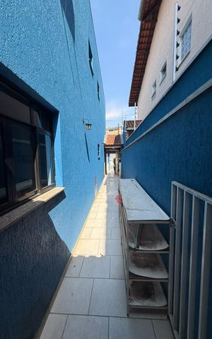 Casa à venda com 250m², 4 quartos e 5 vagas