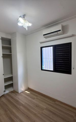 Casa à venda com 250m², 4 quartos e 5 vagas Casa à venda com 250m², 4 quartos e 5 vagasQuarto 3