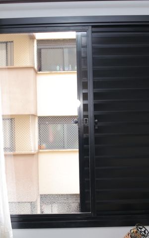 Apartamento à venda com 56m², 2 quartos e 1 vaga Apartamento à venda com 56m², 2 quartos e 1 vagaJanela do quarto 1