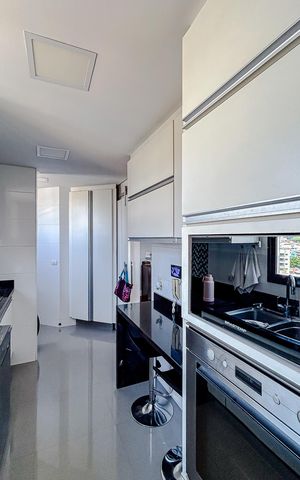 Apartamento à venda com 172m², 3 quartos e 2 vagasCozinha