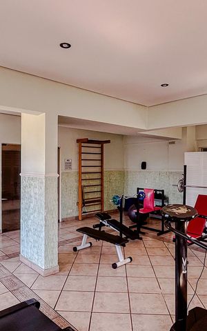 Apartamento à venda com 172m², 3 quartos e 2 vagasÁrea comum - Academia