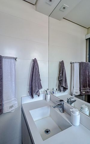Apartamento à venda com 172m², 3 quartos e 2 vagasBanheiro da Suíte 1