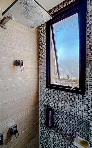 Apartamento à venda com 172m², 3 quartos e 2 vagasBanheiro da Suíte 2