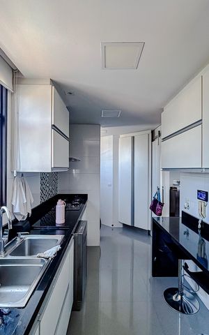 Apartamento à venda com 172m², 3 quartos e 2 vagasCozinha