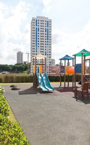 Apartamento para alugar com 132m², 3 quartos e 2 vagas Apartamento para alugar com 132m², 3 quartos e 2 vagasÁrea comum - Playground