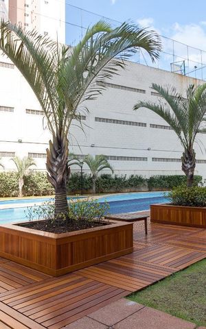 Apartamento para alugar com 132m², 3 quartos e 2 vagas Apartamento para alugar com 132m², 3 quartos e 2 vagasÁrea comum - Piscina